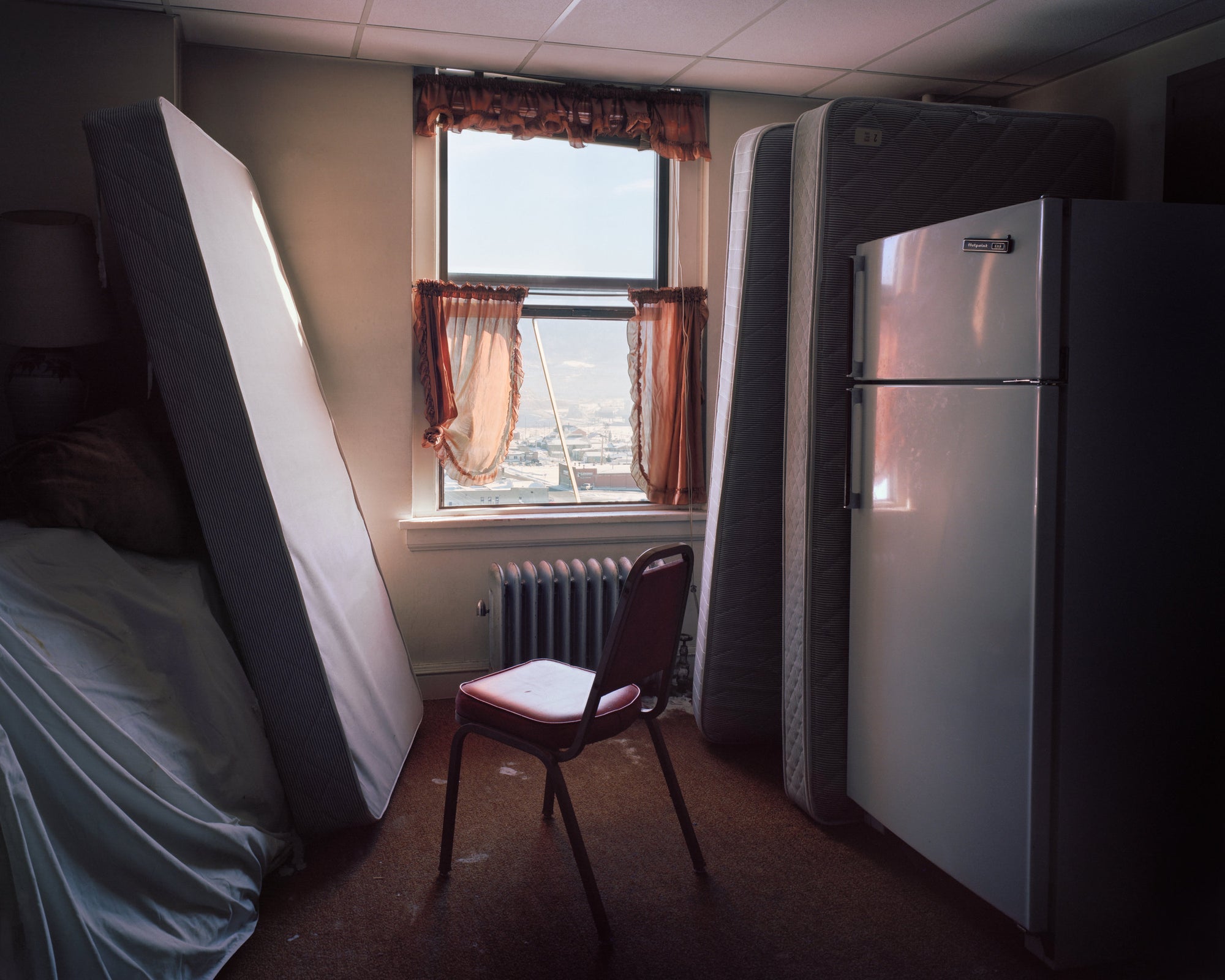 Amanda Boe, McNair Evans, Kevin Kunishi, Jason Fulford, Todd Hido, Mark Mahaney, Mike Smith & Alec Soth — Begin Anywhere
