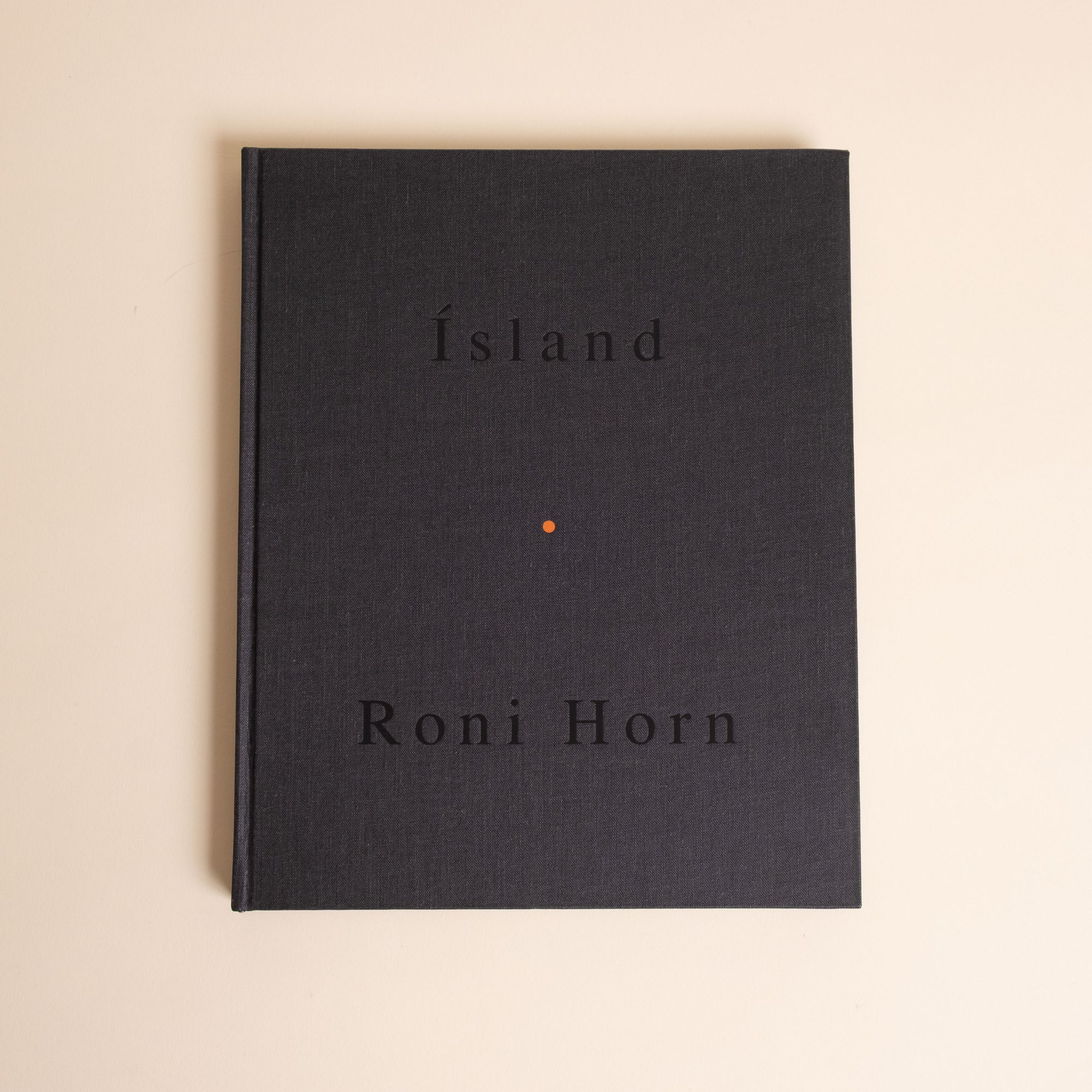 Roni Horn — To Place Set: Book I – X