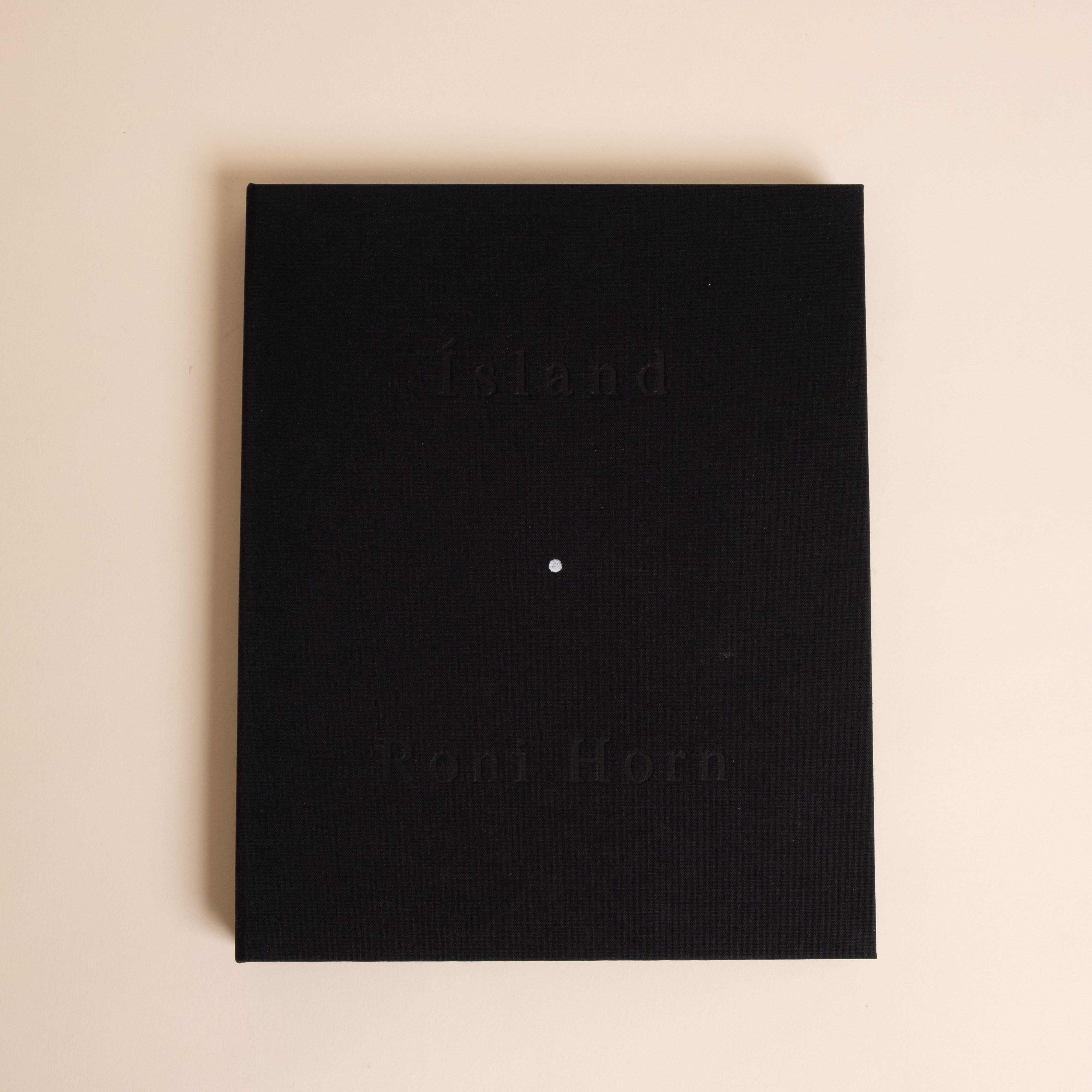 Roni Horn — To Place Set: Book I – X – Wolf Books