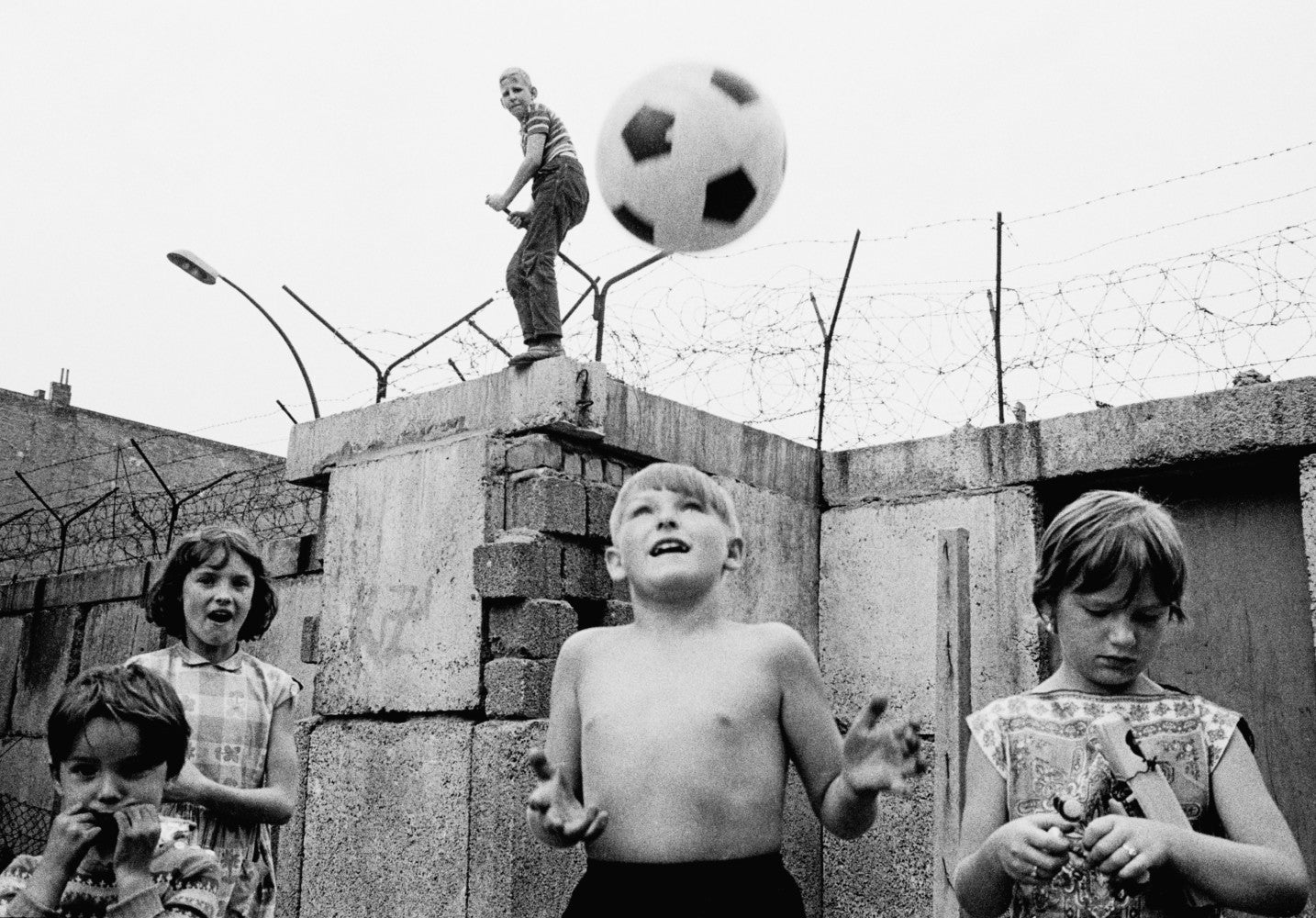 Thomas Hoepker — DDR Ansichten, Views of a Vanished Country