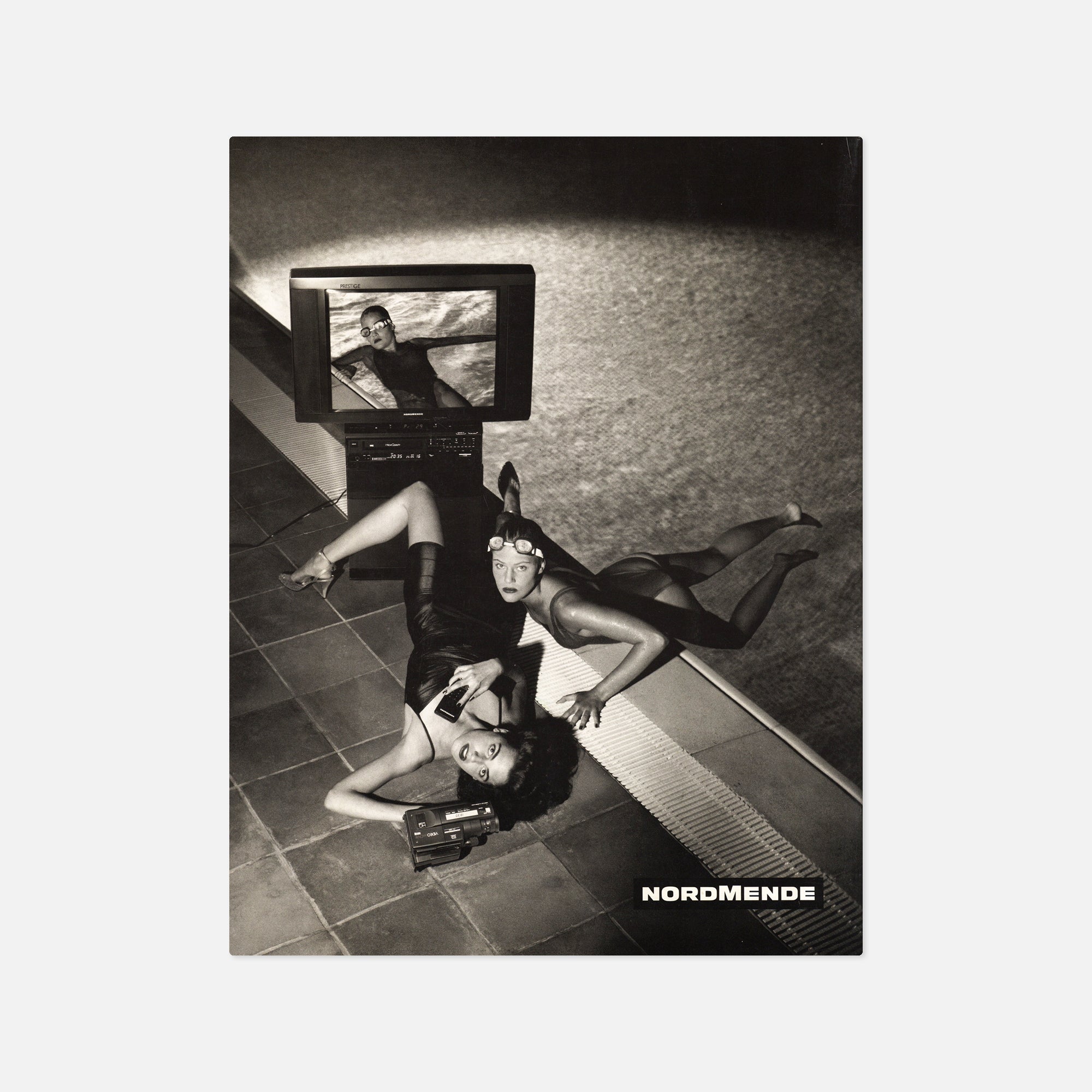 Helmut Newton's Illustrated Nº2