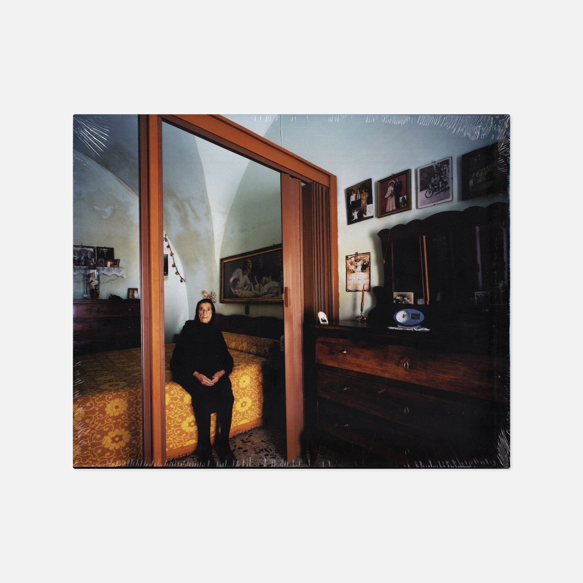 Bert Teunissen — Domestic Landscapes: A Portrait of Europeans at Home