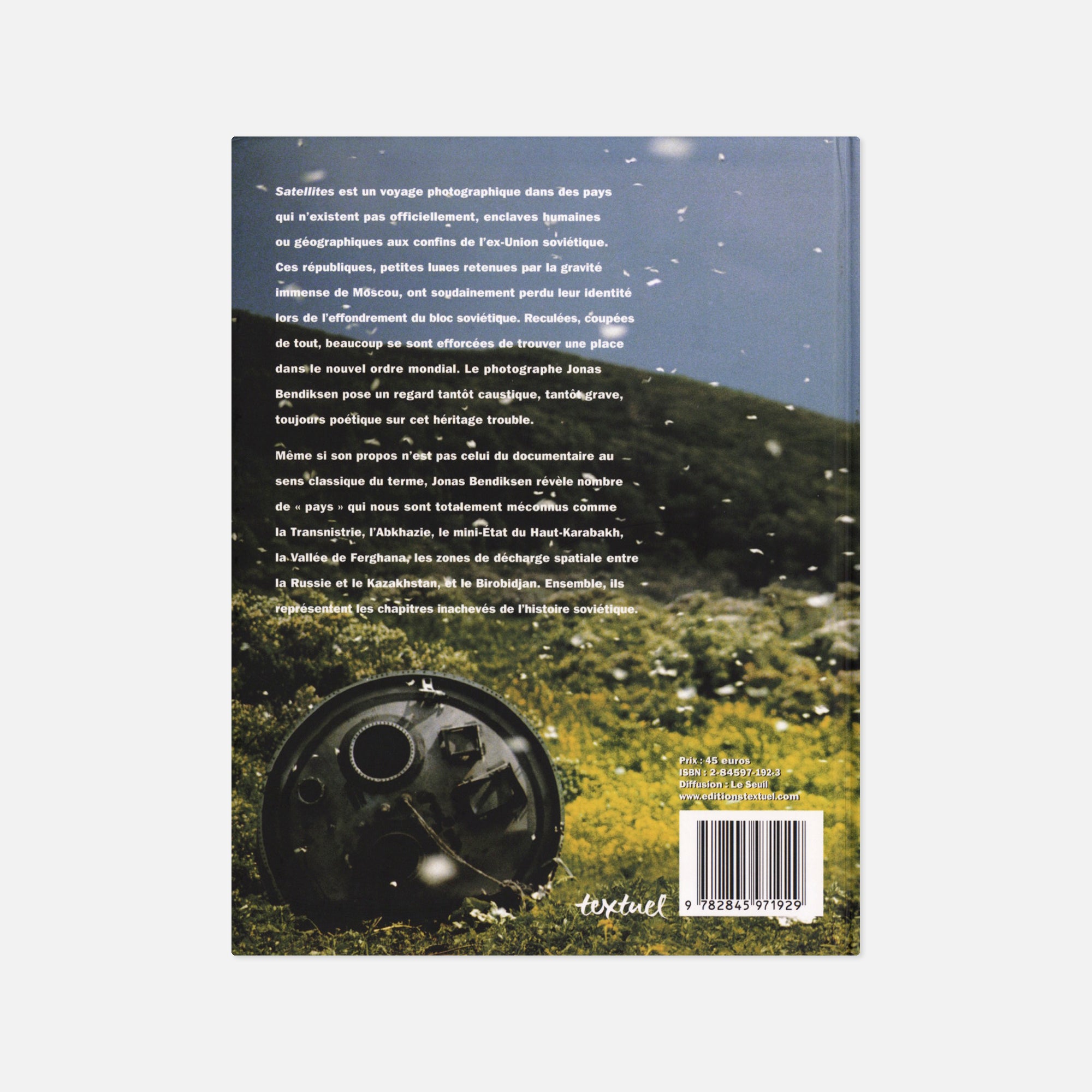 Jonas Bendiksen — Satellites