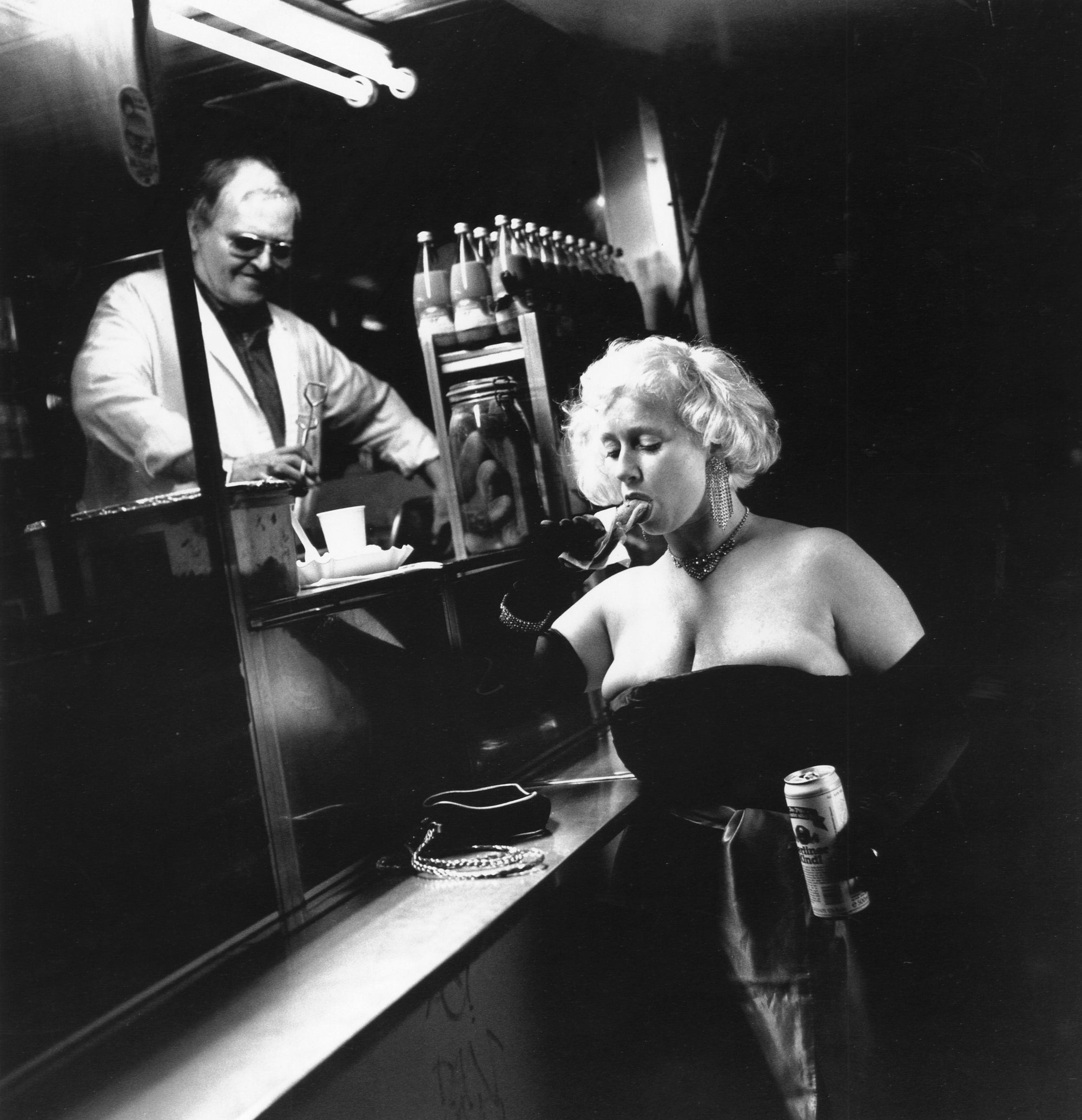 Helmut Newton's Illustrated Nº3