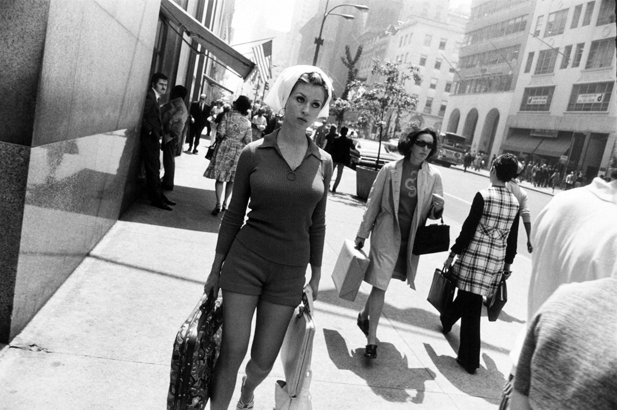 Garry Winogrand — Women are Beautiful