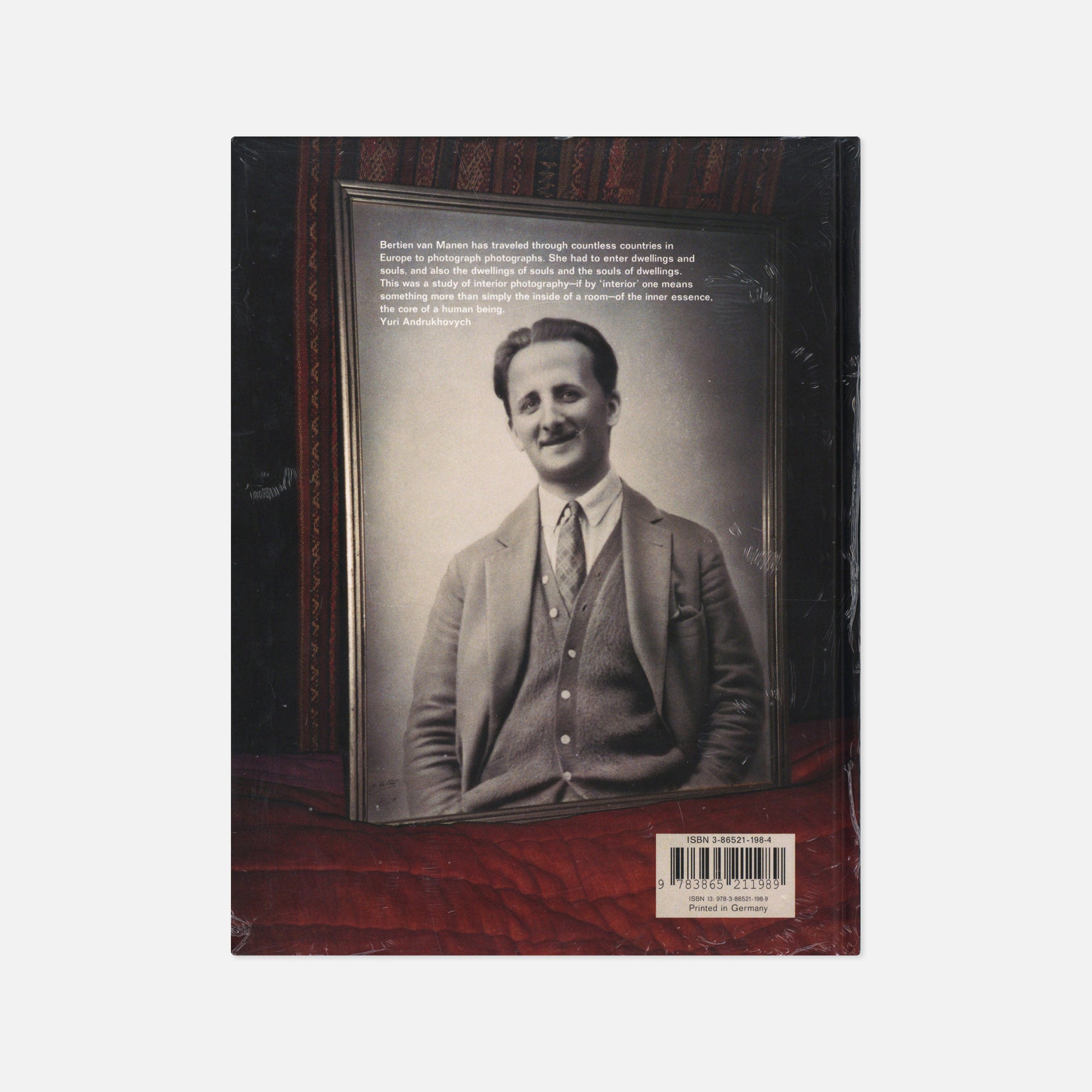 Bertien van Manen — Give Me Your Image