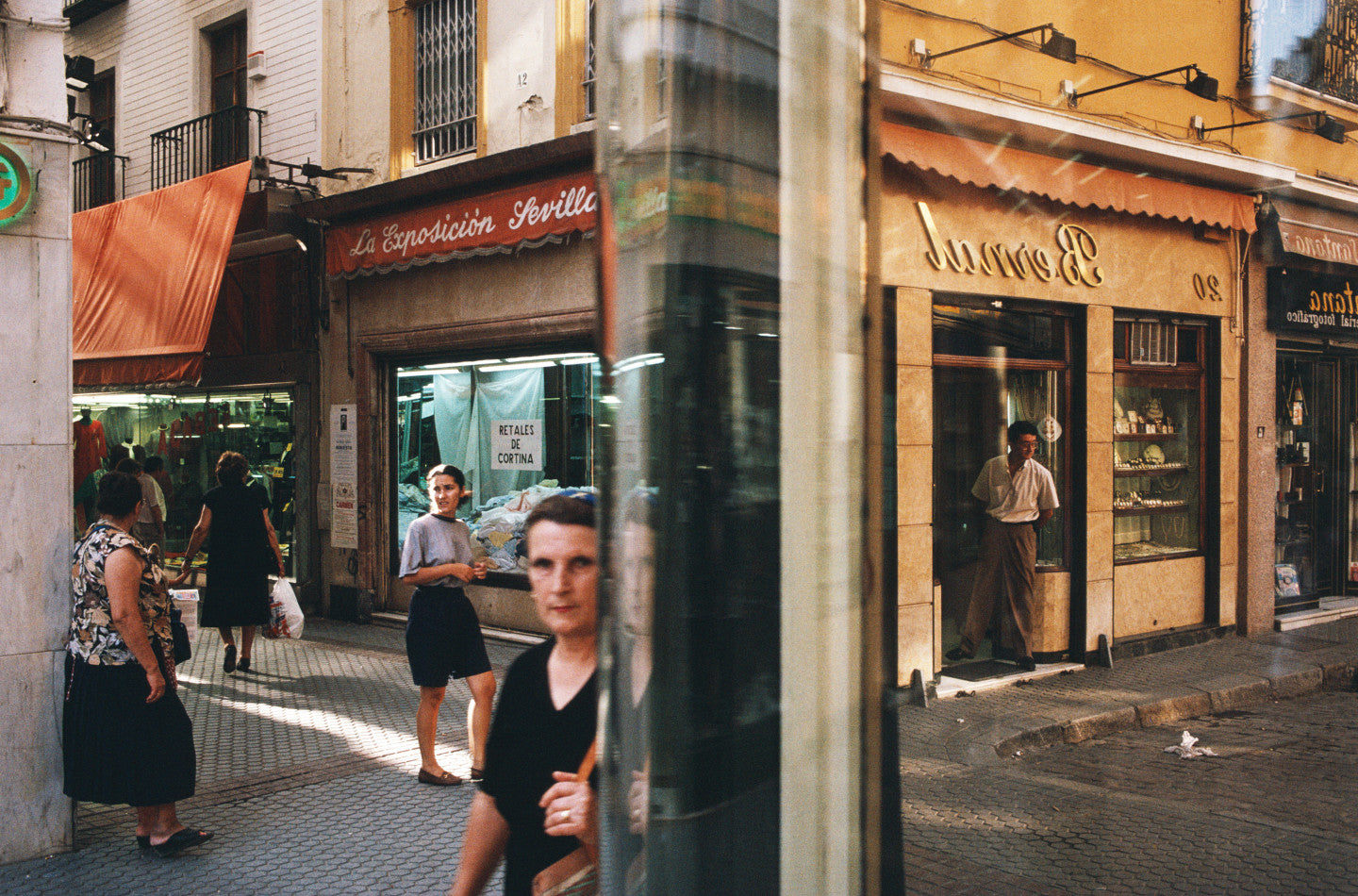 Alex Webb — Dislocations