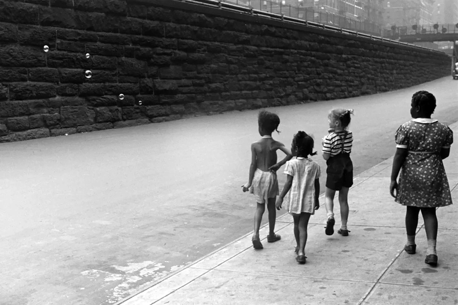 Helen Levitt — Helen Levitt