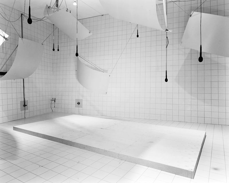 Lynne Cohen — No Man's Land