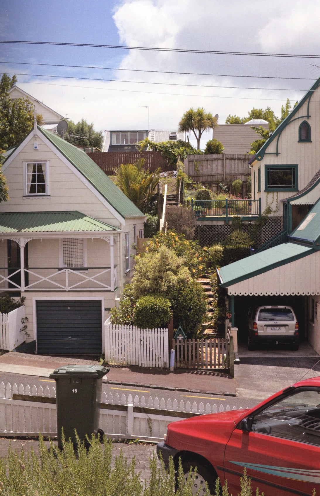 John Gossage & Alec Soth — The Auckland Project