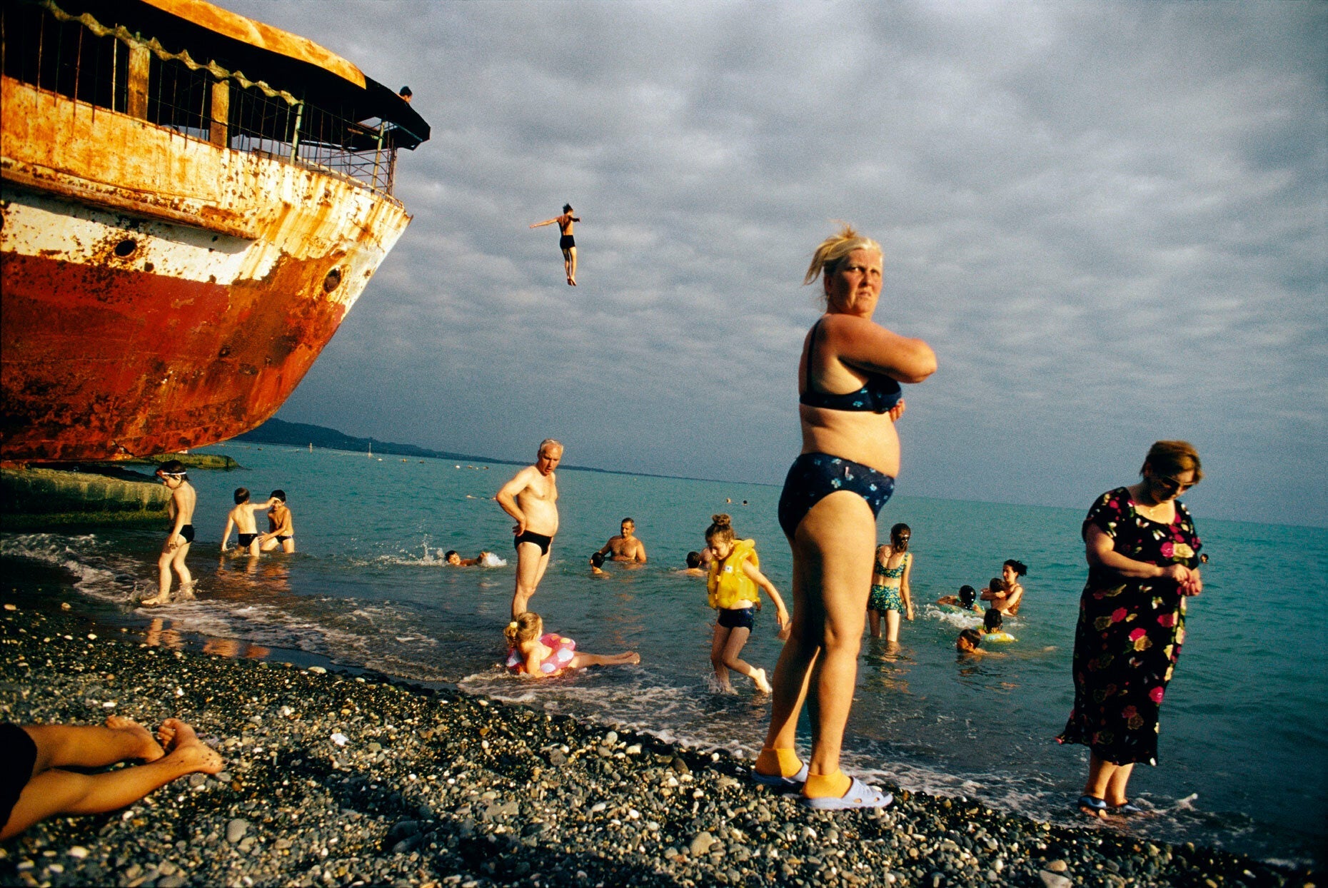 Jonas Bendiksen — Satellites
