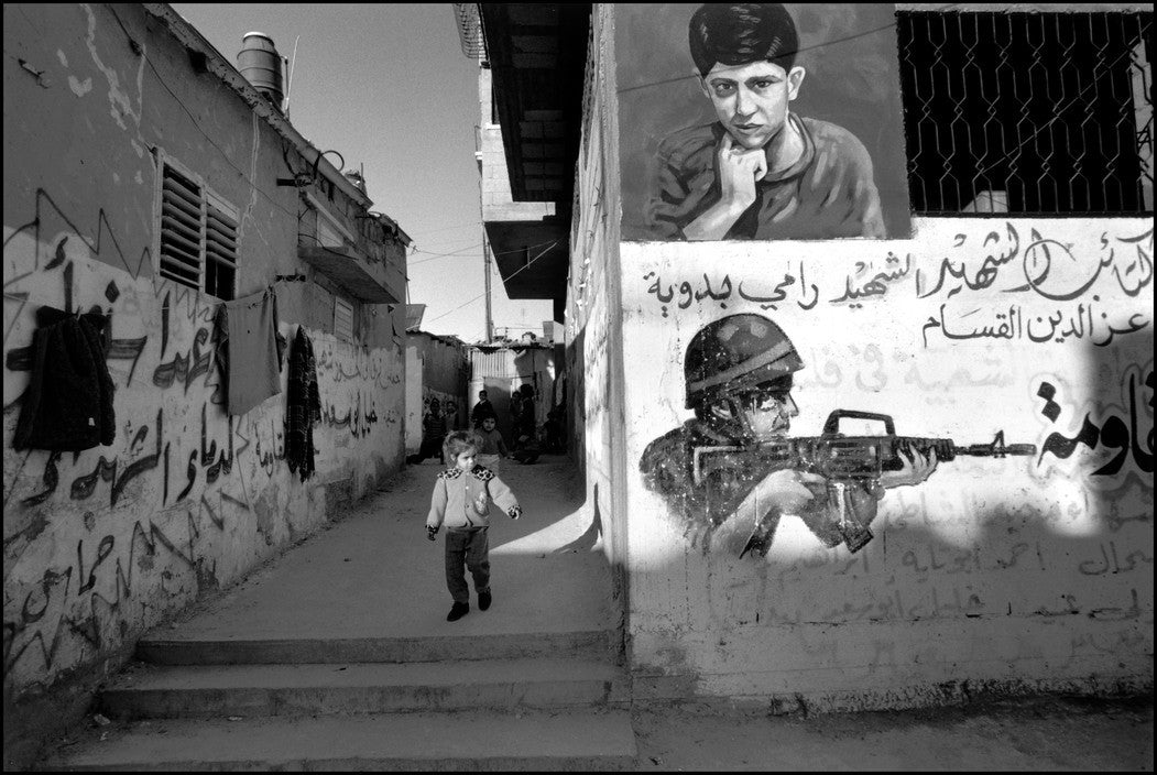 Larry Towell — No Man's Land