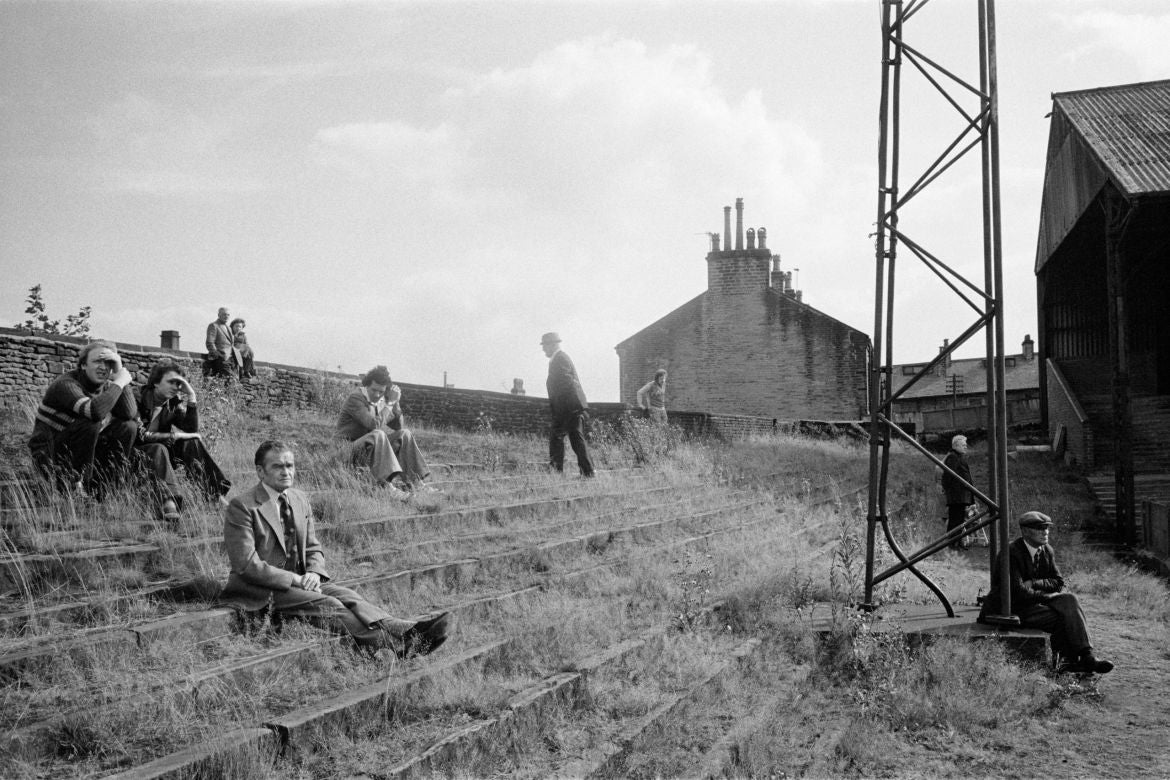 Val Williams — Martin Parr – Wolf Books