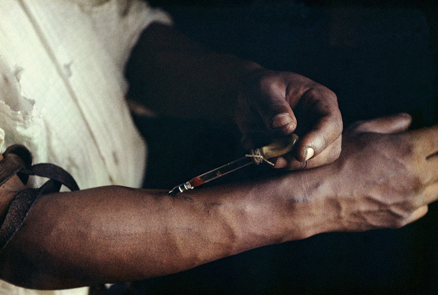 Gordon Parks — The Atmosphere of Crime, 1957