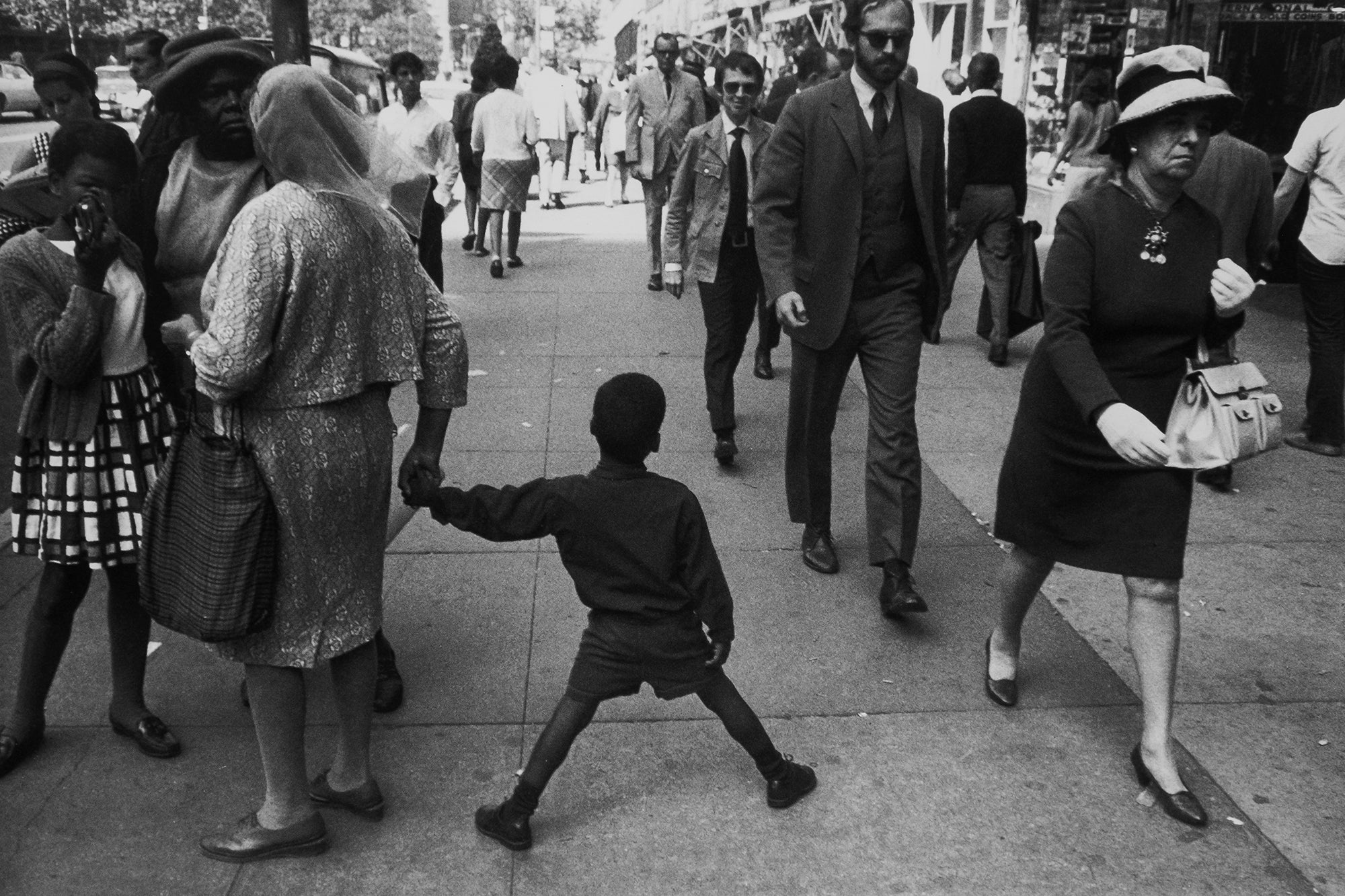 Garry Winogrand — The Man in the Crowd