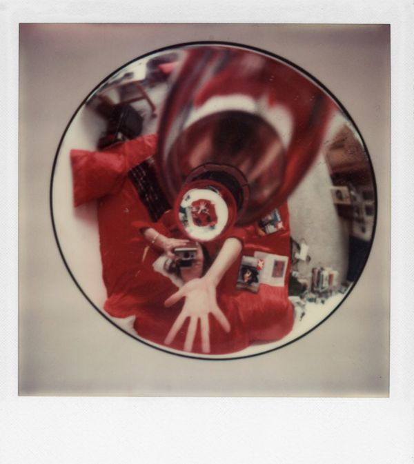 Robby Müller — Polaroid Interior Exterior – Wolf Books