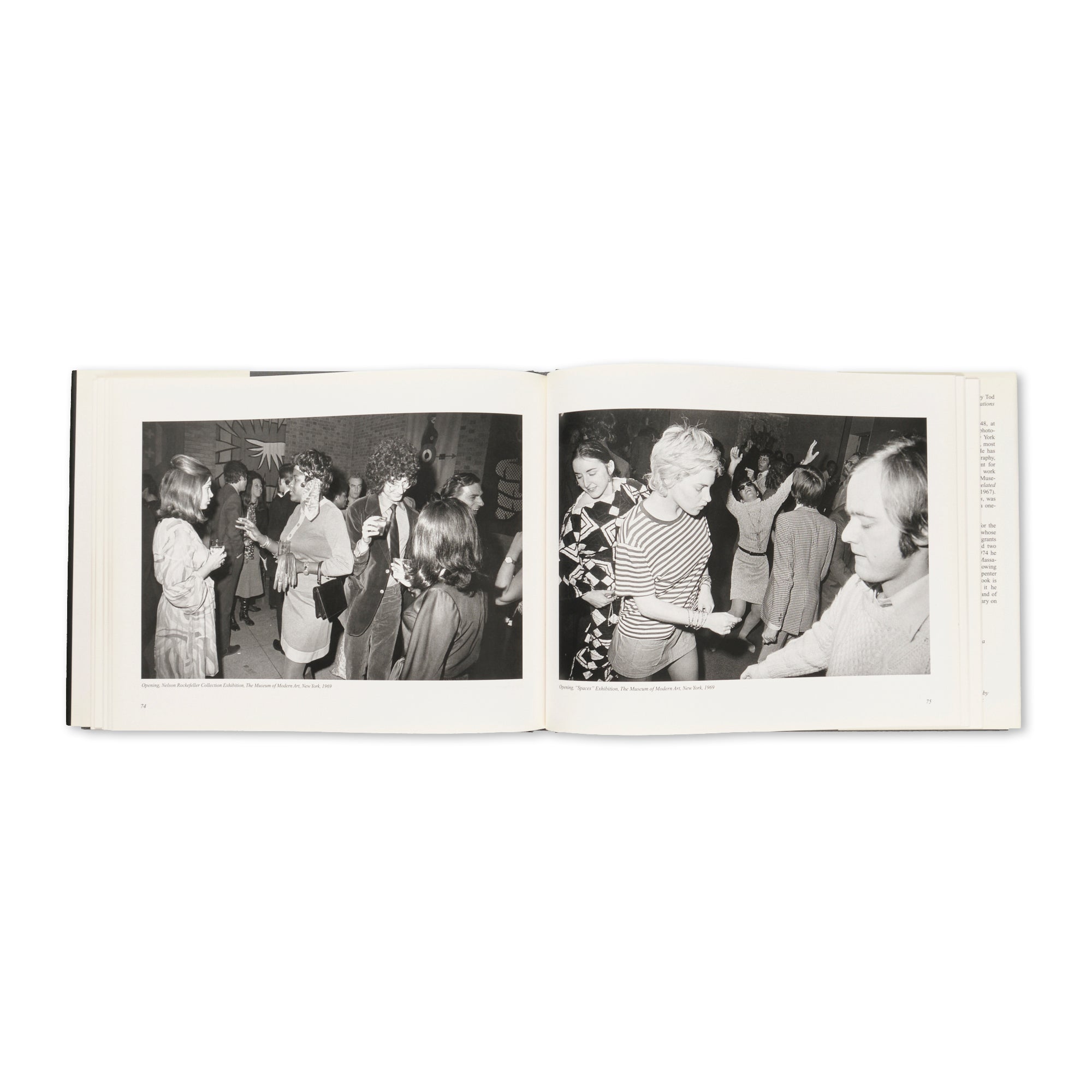 Garry Winogrand - Public Relations