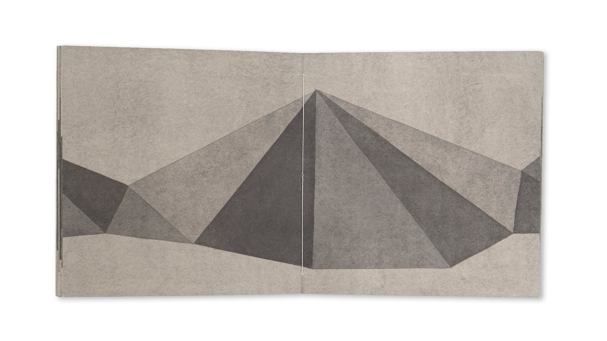 Sol LeWitt — Pyramiden