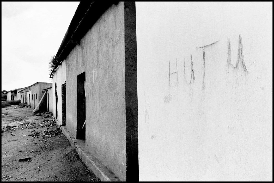 Gilles Peress — The Silence