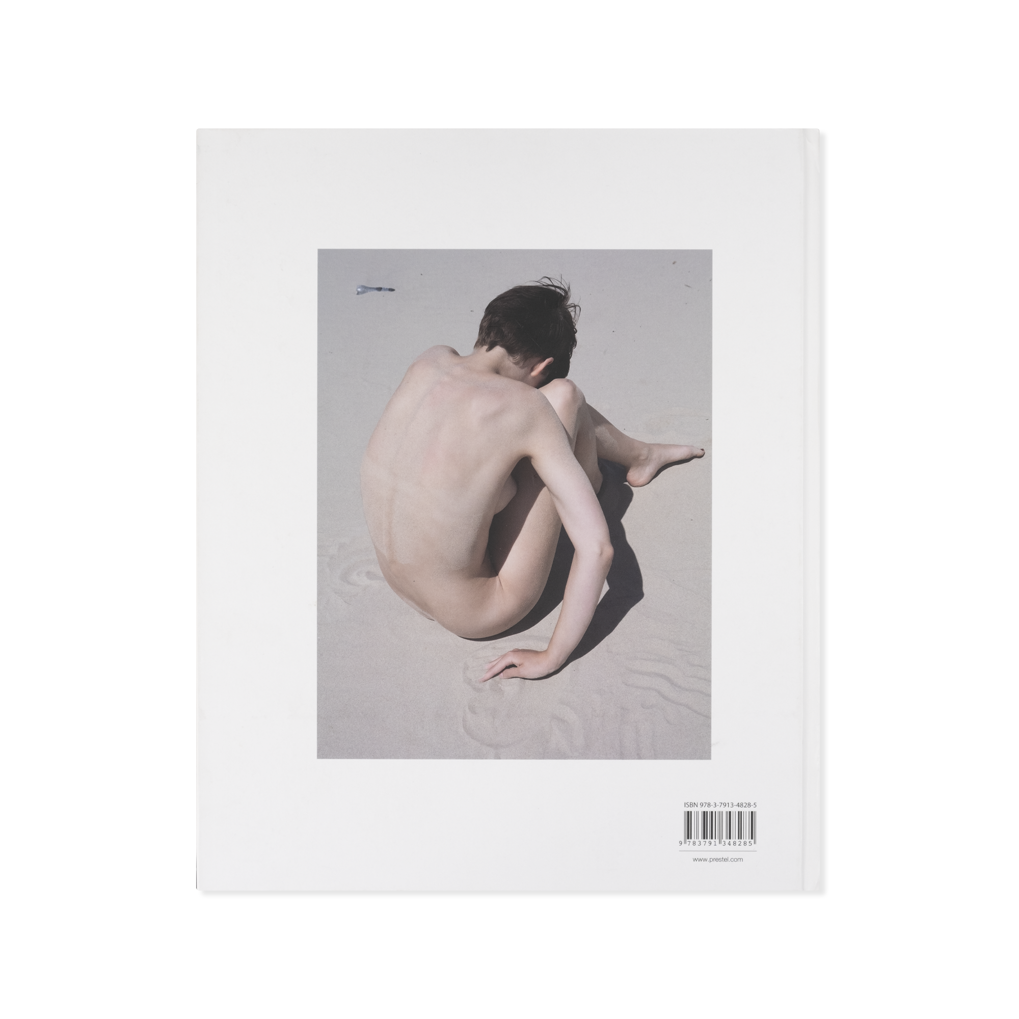 Viviane Sassen — In and Out of Fashion